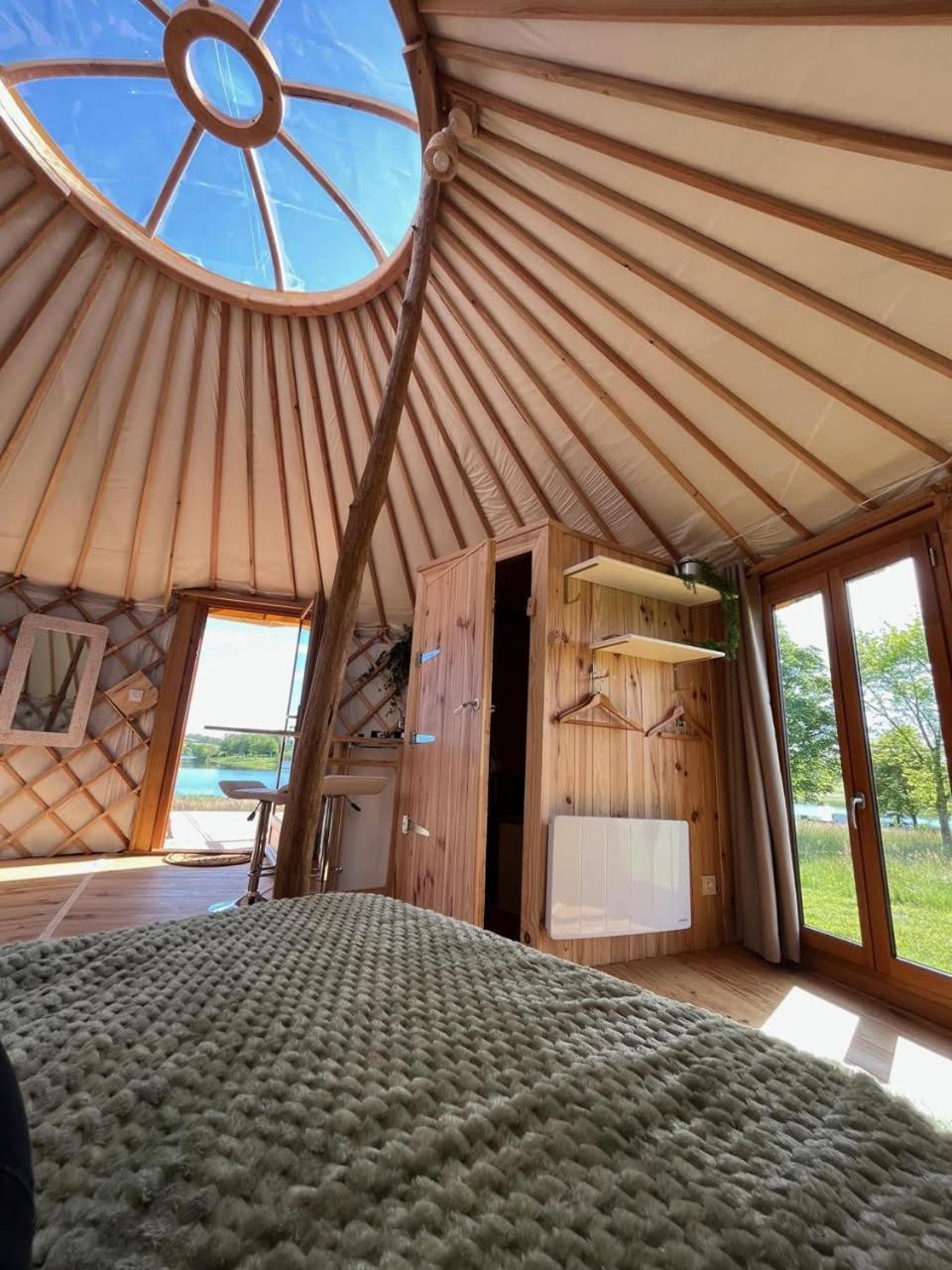 Lodge Les Insolites De La Base Nautique Verneuil (Charente)